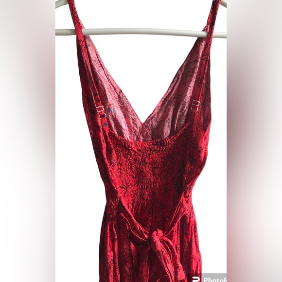 TROPICAL GROUP SPAGHETTINI STRAP RUFFLE HEM DRESS - Picture 5 of 8